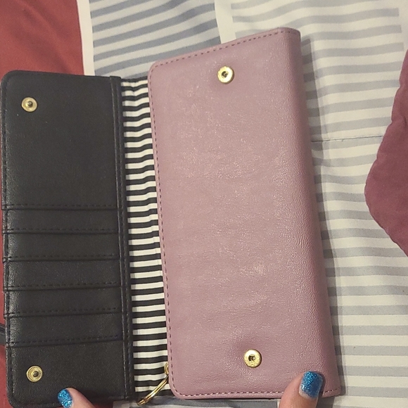 Betsey Johnson wallet/wristlet - Picture 2 of 3